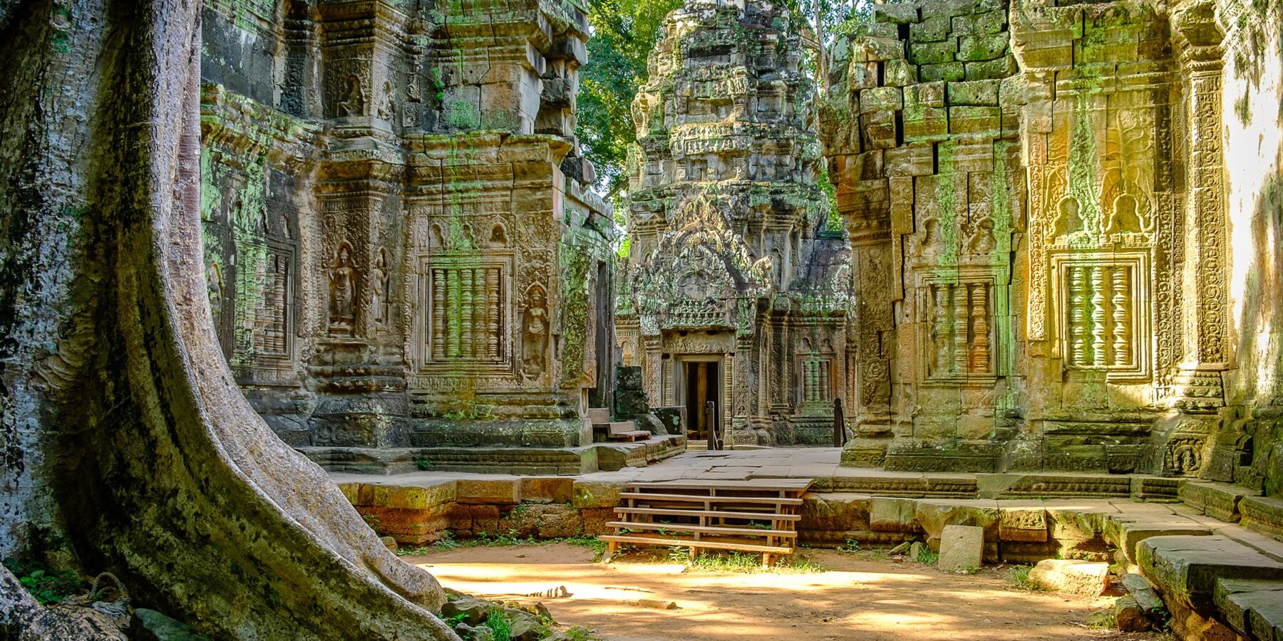 ANGKOR WAT 2 shutterstock_1163637748