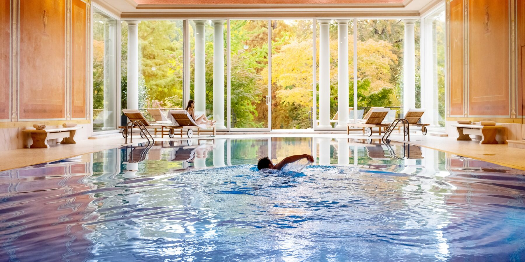 Brenners-Park-Hotel-Spa-Villa-Stéphanie-Pool_EQoGg