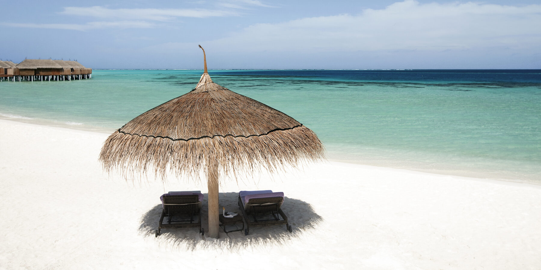 Constance-Moofushi-Beach-16