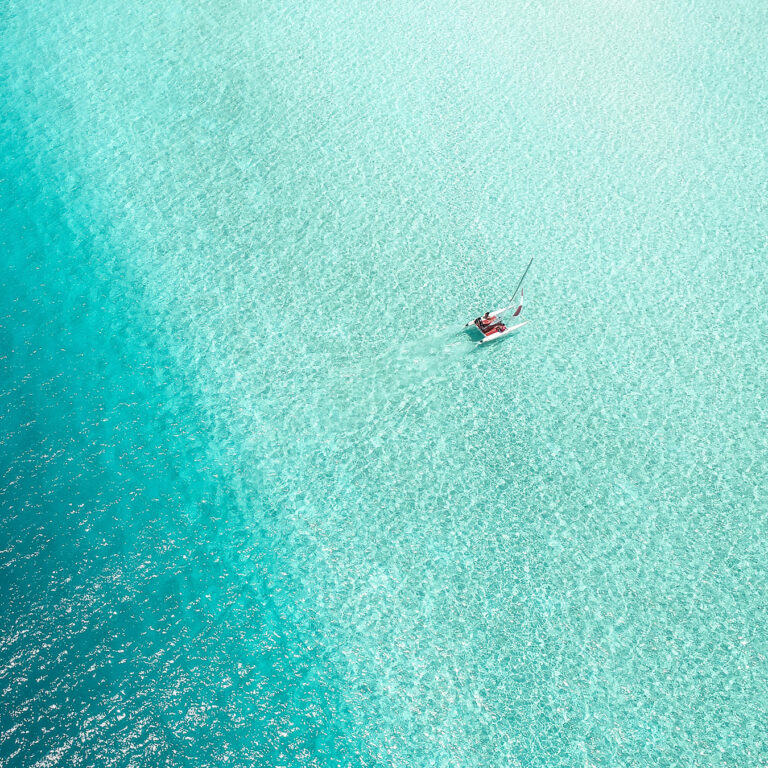 ishan-seefromthesky-qE1Y8GQKhEk-unsplash-flipped