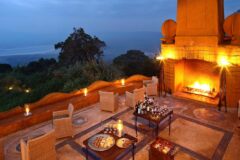media_2toir44g_tanzania-ngorongoro-crater-lodge-guest-area-south-camp-veranda-9-collections-3000w