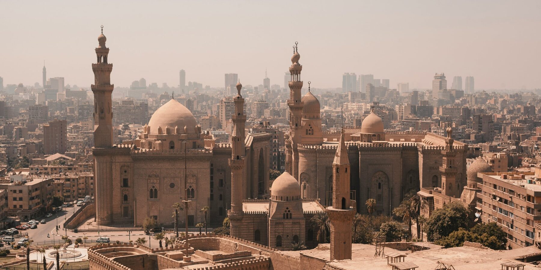 omar-elsharawy-pwMbtwA9LRc-unsplash
