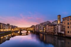 PONTE VECCHIO shutterstock_2276069617