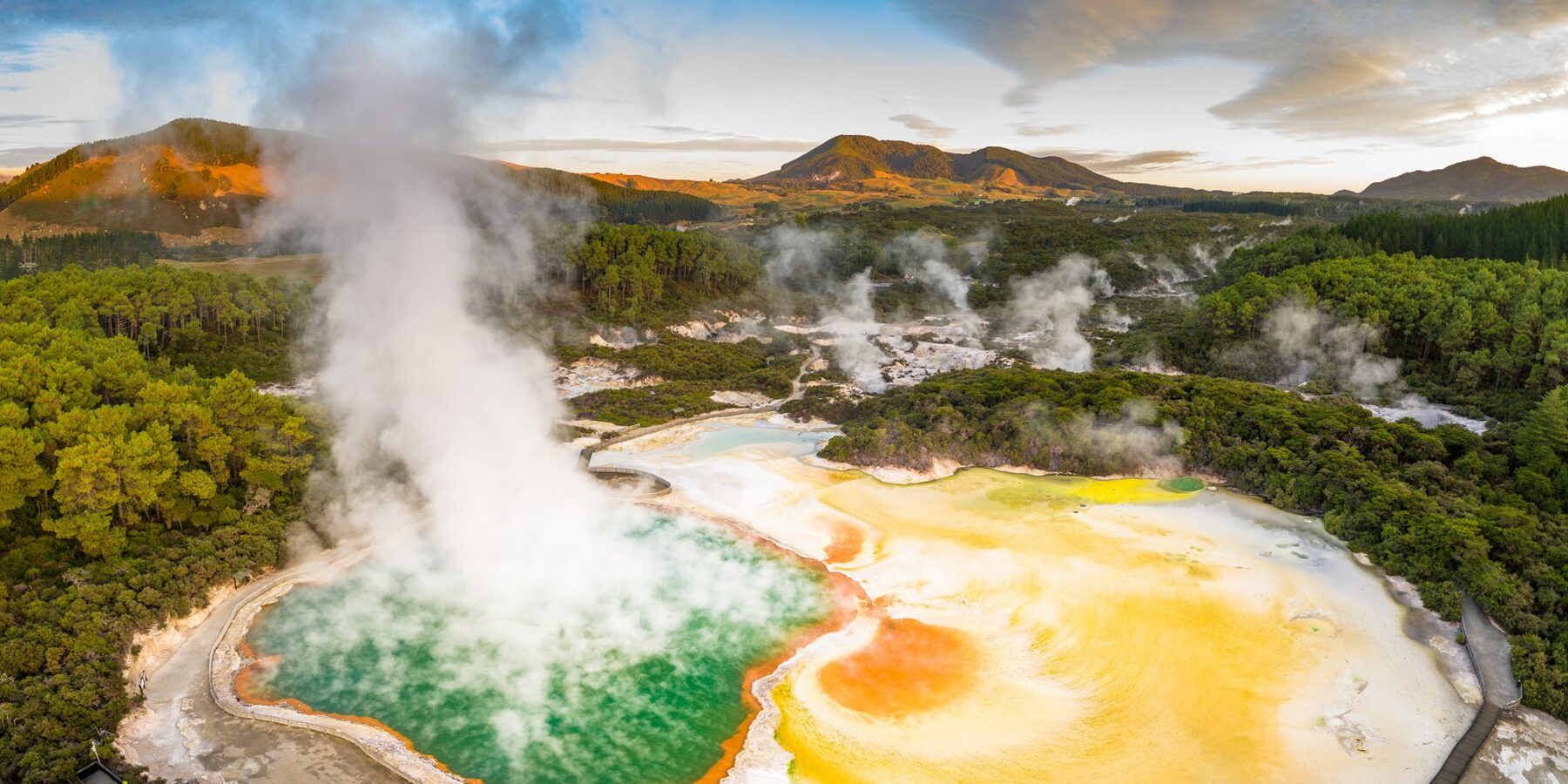 ROTORUA 1 shutterstock_1711264927