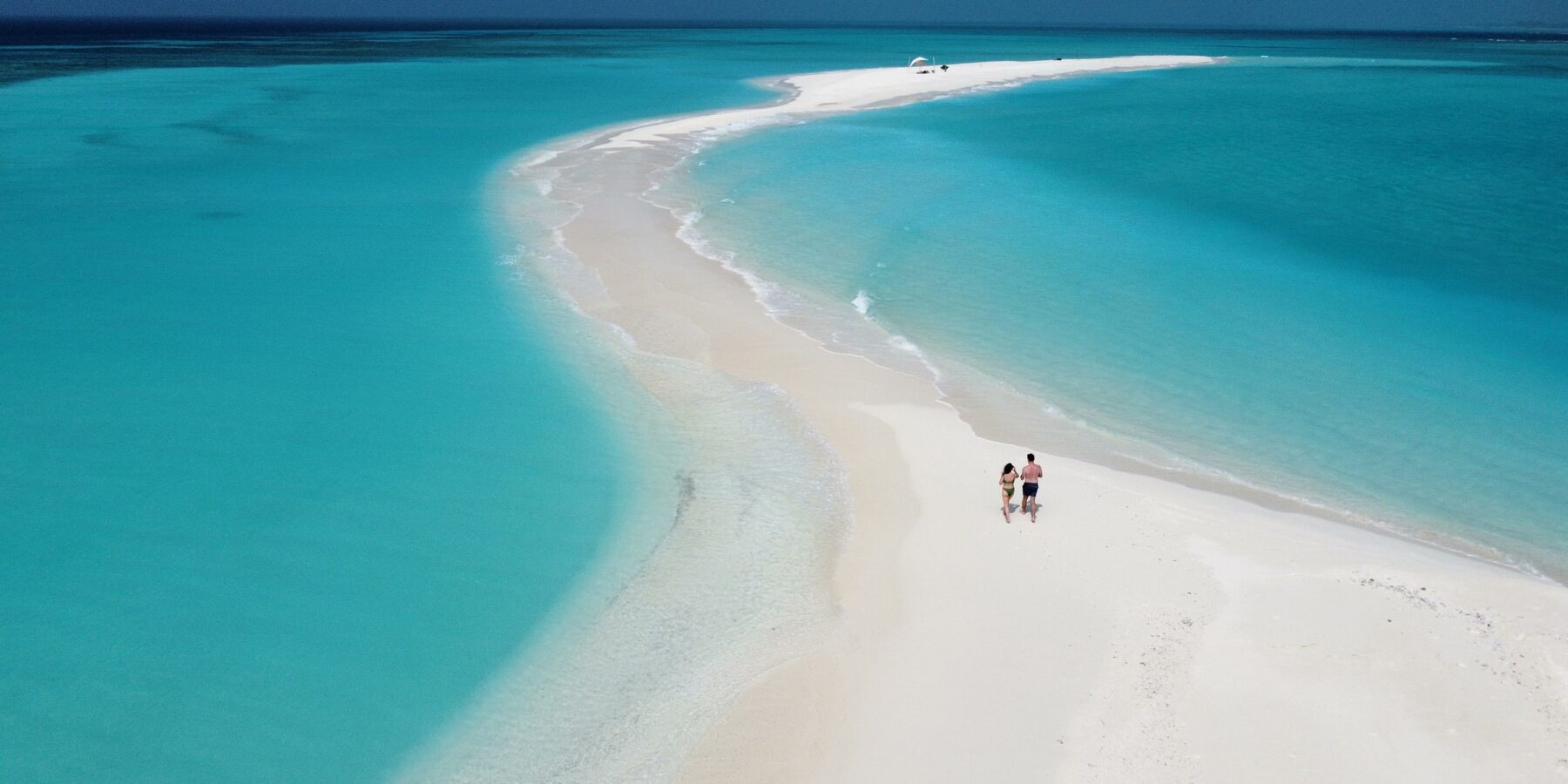 SANDBANK shutterstock_2556501659