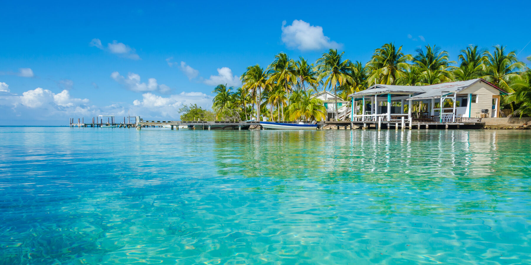 Belize,Cayes,-,Small,Tropical,Island,At,Barrier,Reef,With