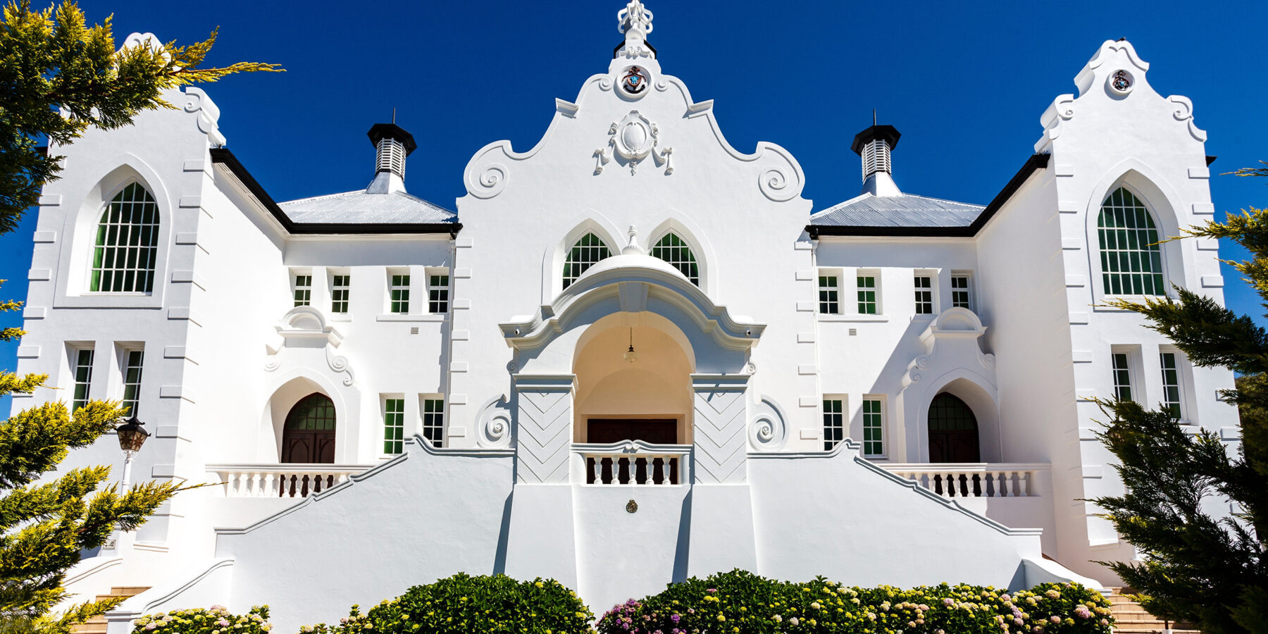 Facade,Of,The,Dutch,Reformed,Church,In,Swellendam,,Western,Cape,