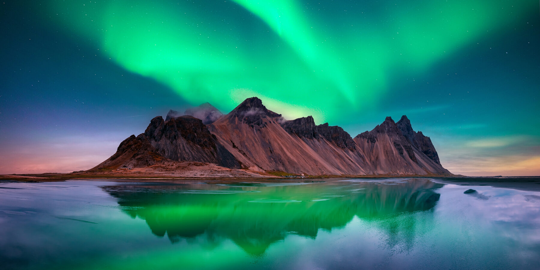 Famous,Stokksnes,Mountains,On,Vestrahorn,Cape,In,Iceland,Under,Incredible