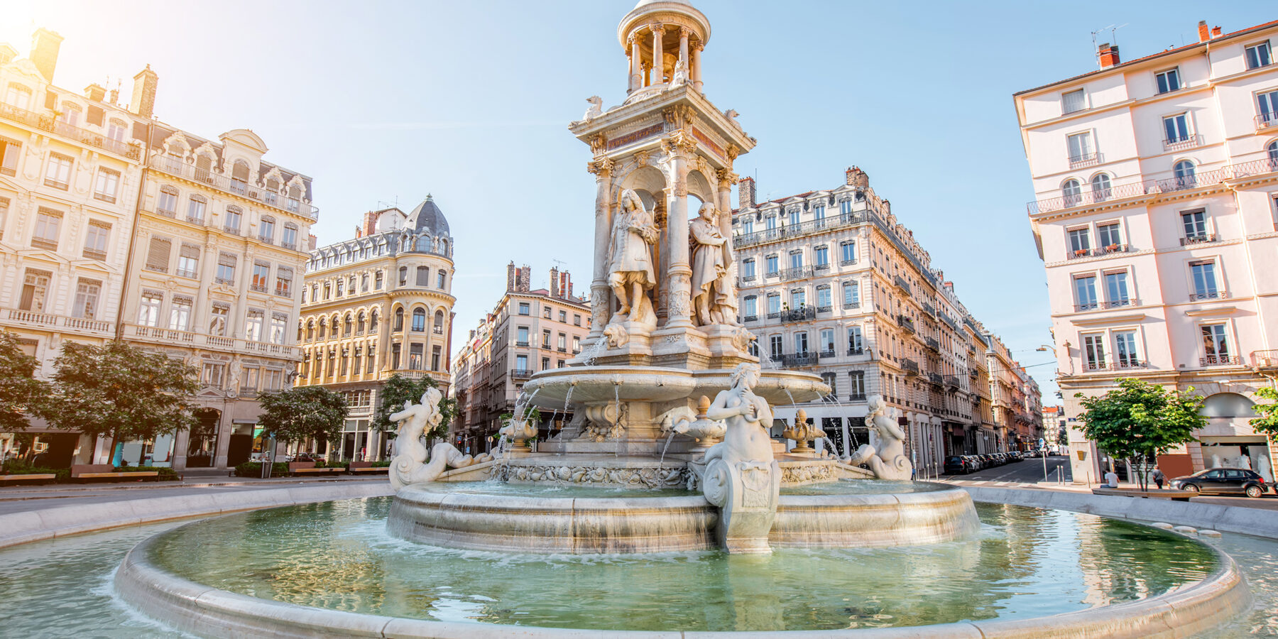Morning,View,On,Jacobins,Square,And,Beautiful,Fountain,In,Lyon