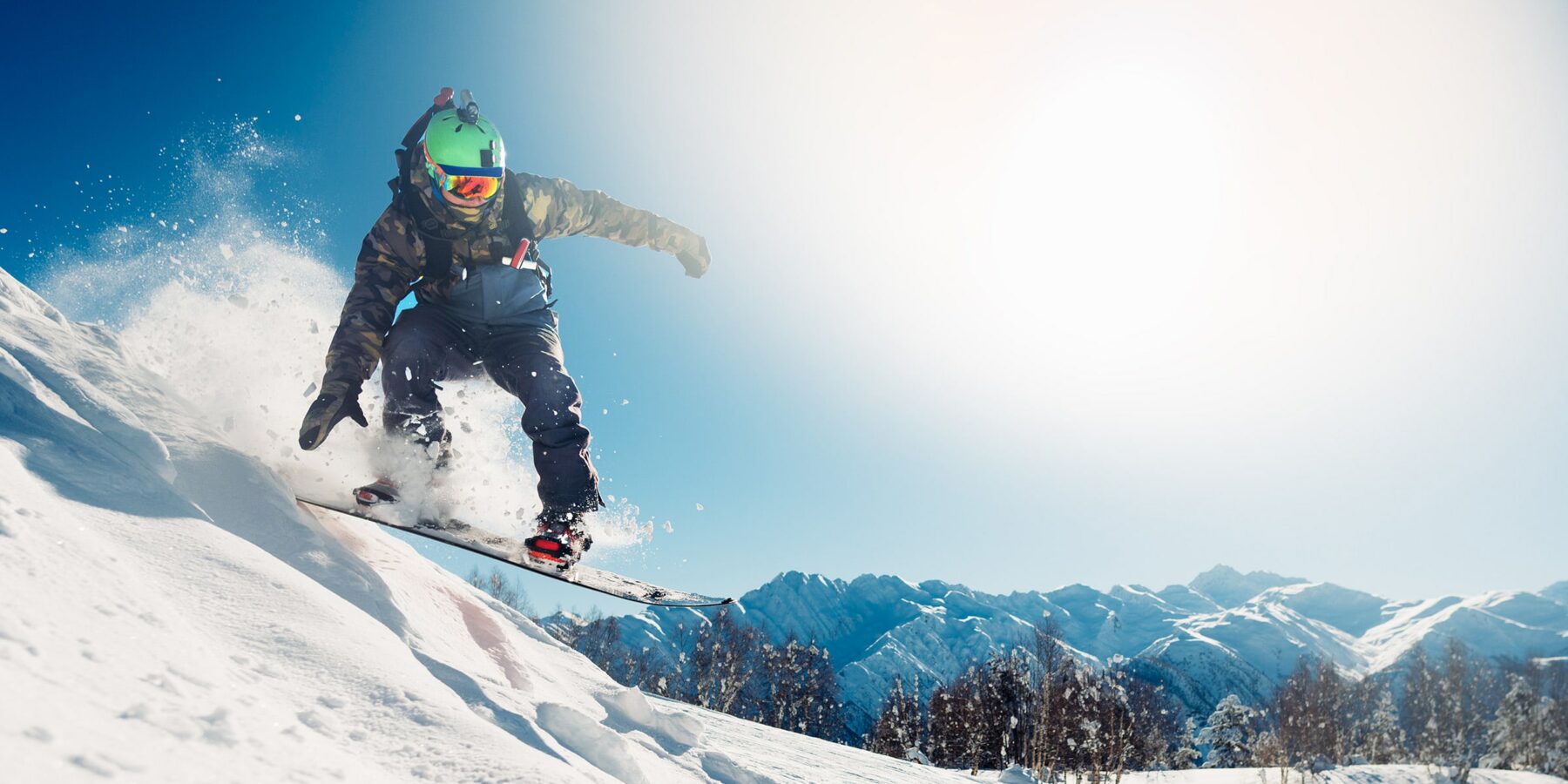 SNOWBOARDING shutterstock_598921001