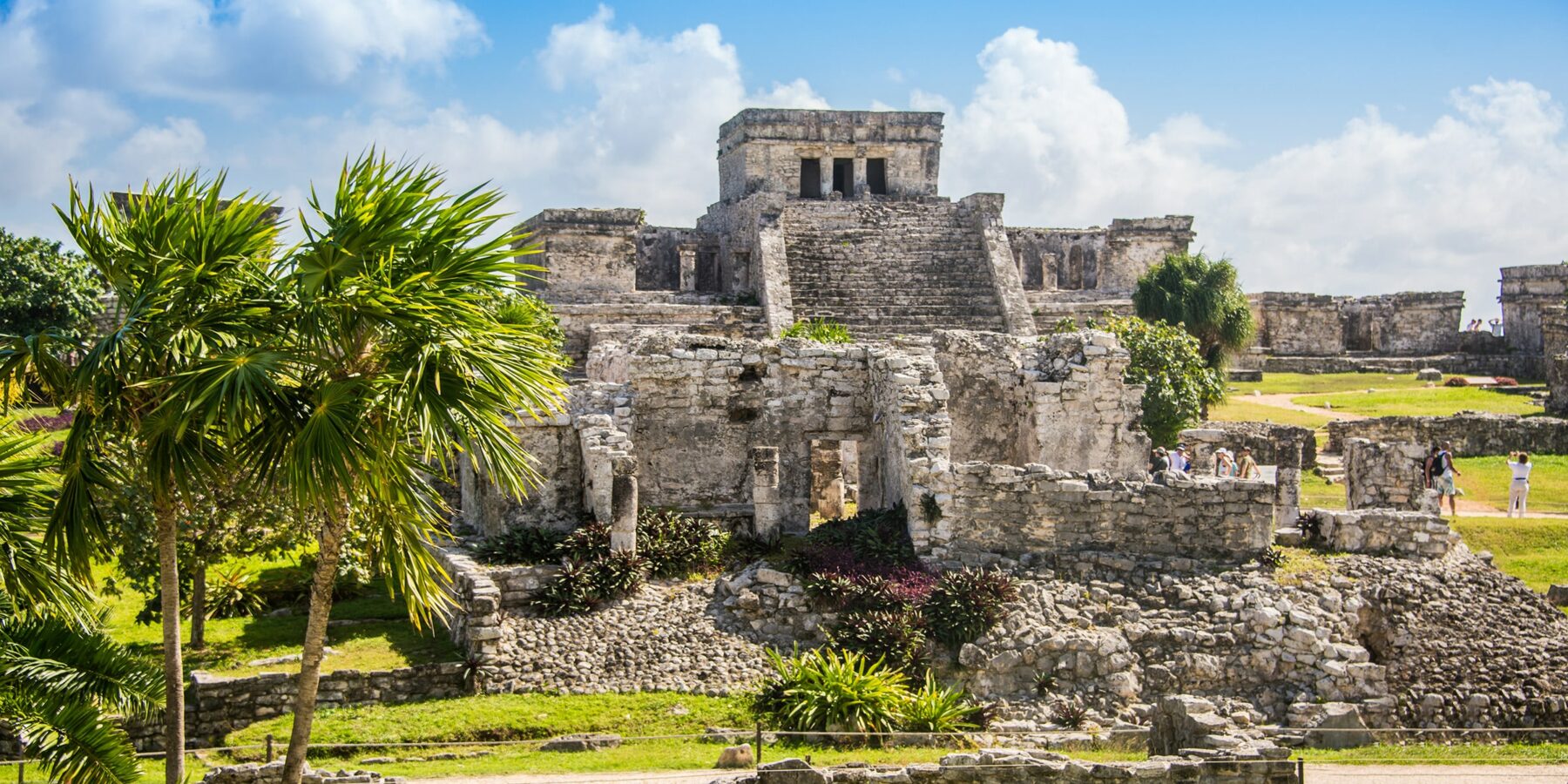 TULUM RUINS shutterstock_260521358